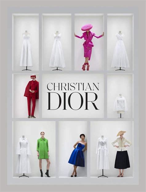 bücher von christian dior|Christian Dior exhibition book.